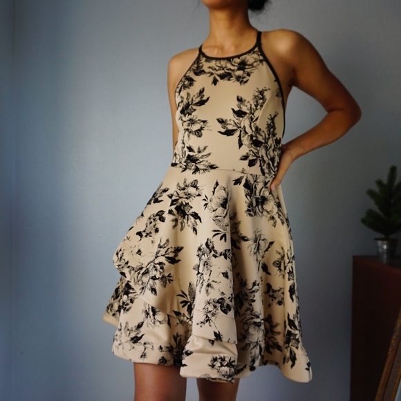 January 7 Dresses & Skirts - 5 FOR $15 SALE Floral Halter Open Back Flare Dress